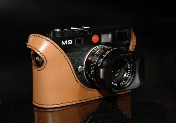 Leica M9 Camera Case tan leather