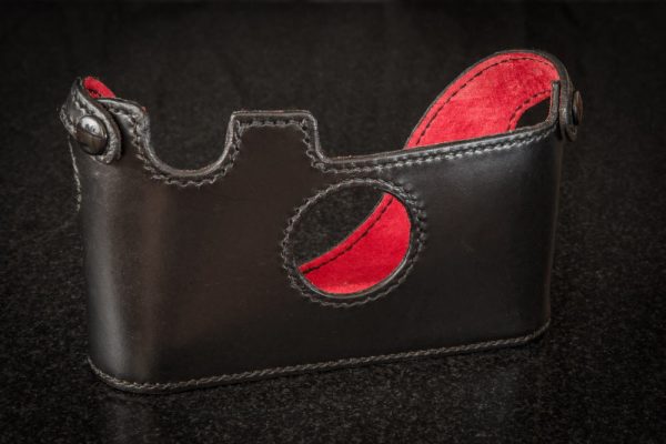 Leica M-D camera case from Classic Cases