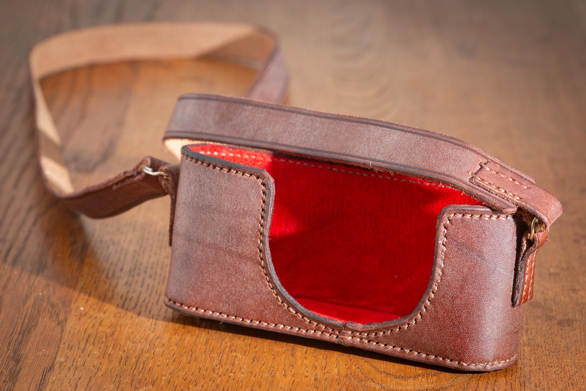 Brown leather leica standard camera case
